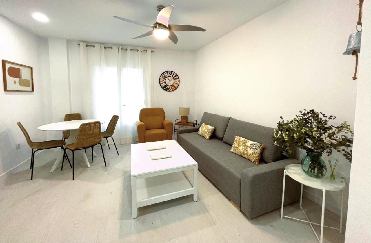 San Sebastian By Rentcadiz 'solo Grupos Mayores De 25 Anos O Familias, Salvo Fianza Adicional' Appartement *