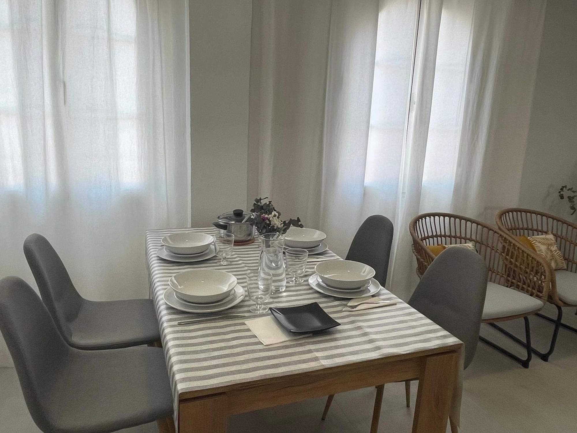 Appartement San Sebastian By Rentcadiz 'solo Grupos Mayores De 25 Anos O Familias, Salvo Fianza Adicional' *